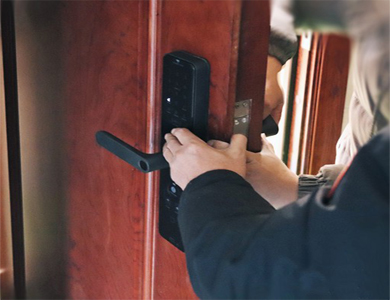 三江24小时上门开锁公司